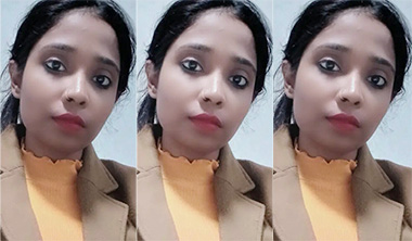 Bengali Girl Showing Her Boobs & Masturbating Hard Pussy
