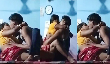 Village Sex With Desi Indian Housewife Fucking Ass